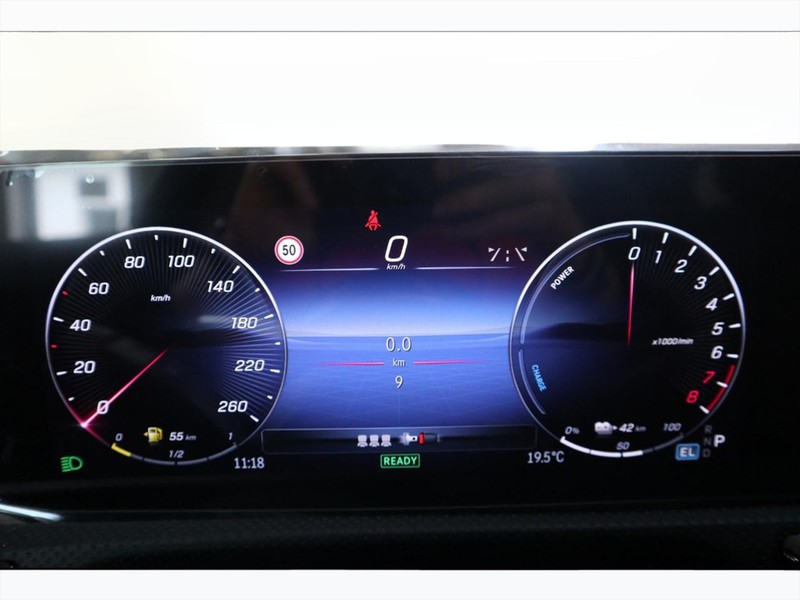 7 - Mercedes Classe A 250 e plug-in-hybrid progressive advanced speedshift dct amg 8g