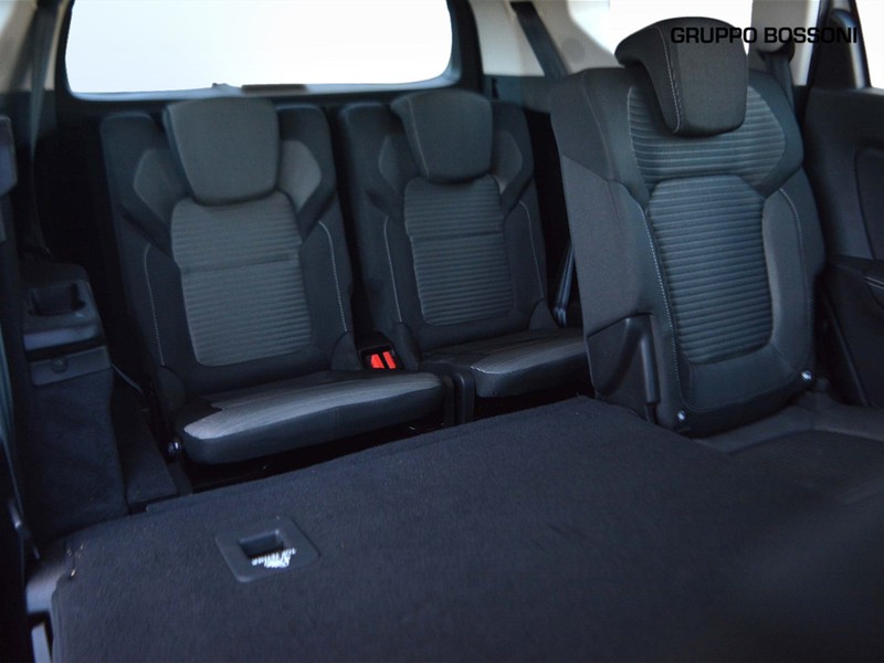 7 - Renault Grand Scénic grand  1.7 blue dci 120cv sport edition2 edc