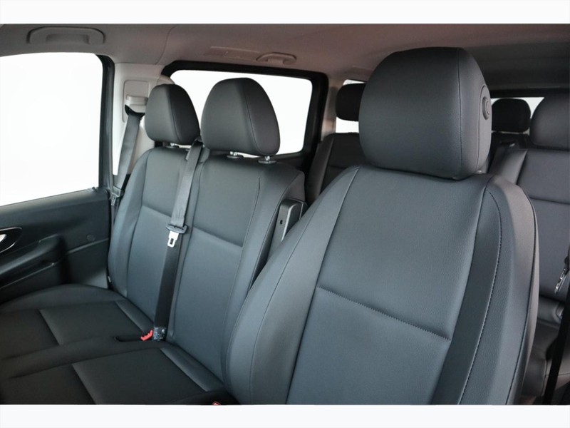 7 - Mercedes Vans Vito 116 cdi extralong tourer select auto my20