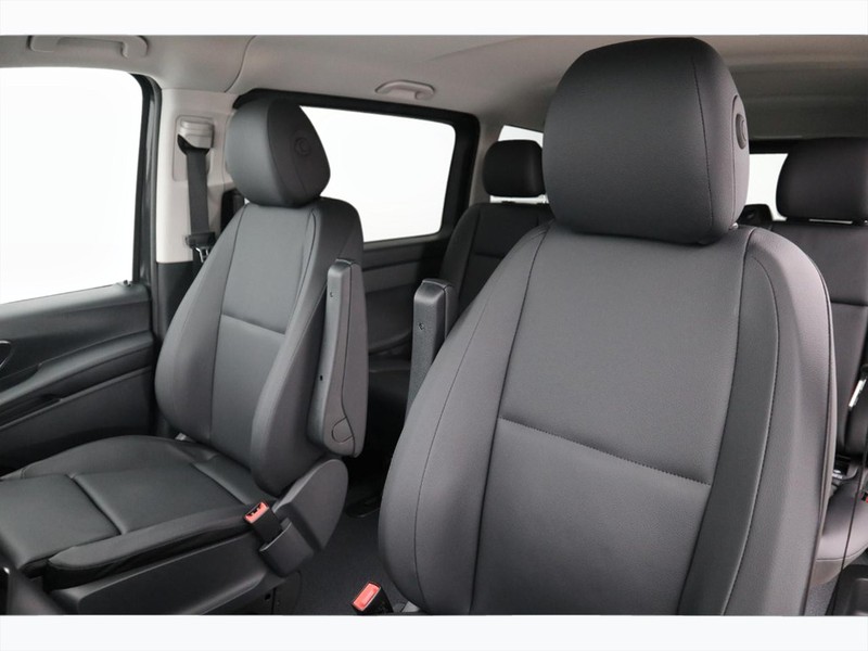 7 - Mercedes Vans Vito mixto 116 cdi long select 9g-tronic