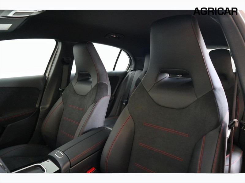 7 - Mercedes Classe A 250 e plug-in-hybrid amg line advanced plus speedshift dct amg 8g