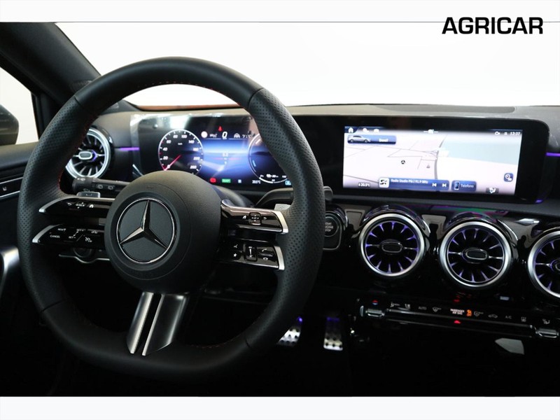 13 - Mercedes Classe A 250 e plug-in-hybrid amg line advanced plus speedshift dct amg 8g