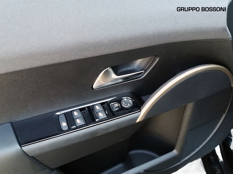 19 - Lancia Ypsilon 1.2 mhev 110cv lx e-dct