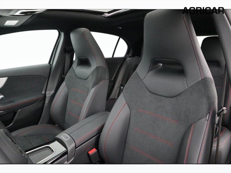 7 - Mercedes Classe A 250 amg line premium 4matic speedshift dct amg 8g