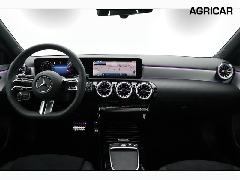 13 - Mercedes Classe A 250 amg line premium 4matic speedshift dct amg 8g