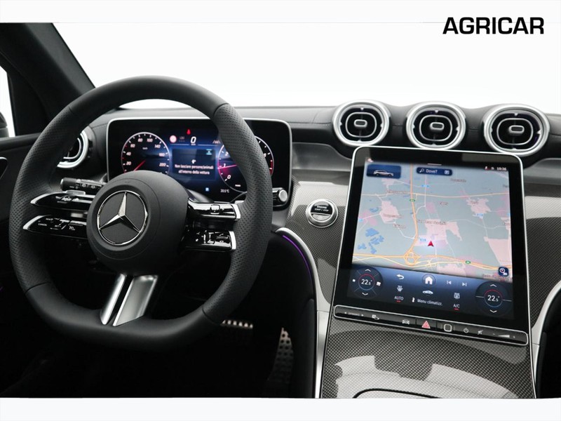 13 - Mercedes GLC suv 300 amg line premium 4matic 9g-tronic