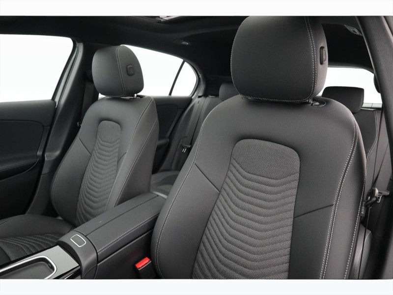 7 - Mercedes Classe A 250 e plug-in-hybrid progressive advanced plus speedshift dct amg 8g