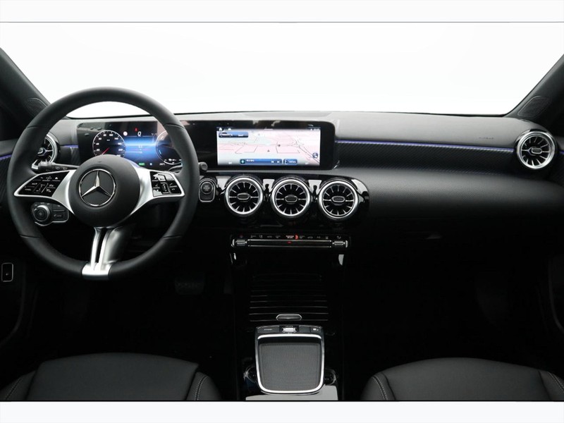 13 - Mercedes Classe A 250 e plug-in-hybrid progressive advanced plus speedshift dct amg 8g