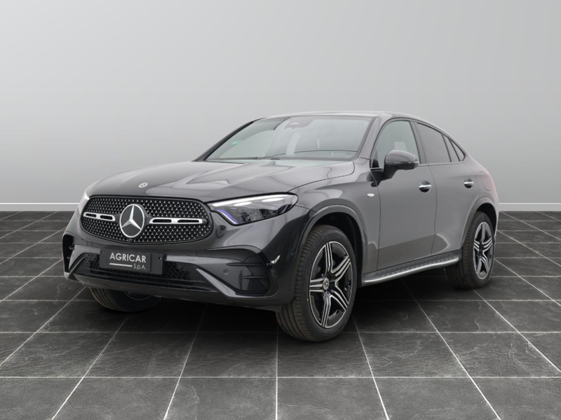 1 - Mercedes GLC coupe 300 de plug in hybrid amg line premium 4matic 9g-tronic