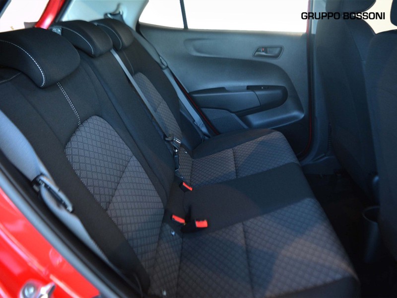 7 - Kia Picanto 1.0 mpi urban