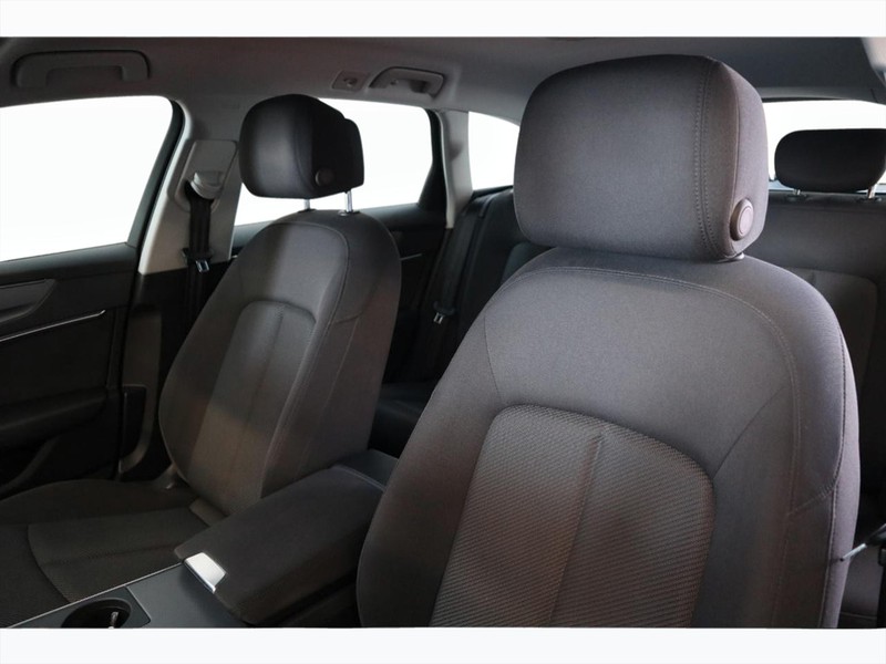 7 - Audi A6 avant 40 2.0 tdi mhev business sport s tronic