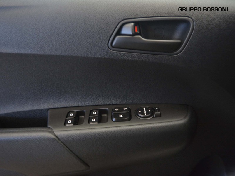 13 - Kia Picanto 1.0 mpi urban