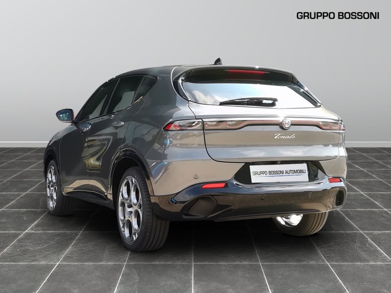 7 - Alfa Romeo Tonale 1.5 hybrid 160cv veloce tct7