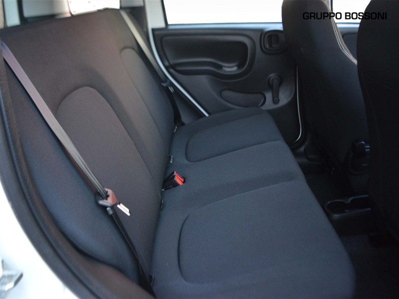 7 - Fiat Panda 1.0 firefly hybrid 70cv s&s