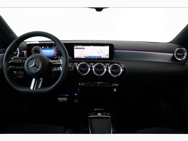 13 - Mercedes Classe A 200 d amg line advanced plus speedshift dct amg 8g