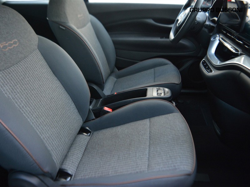 7 - Fiat 500 500e 3+1 42 kwh icon