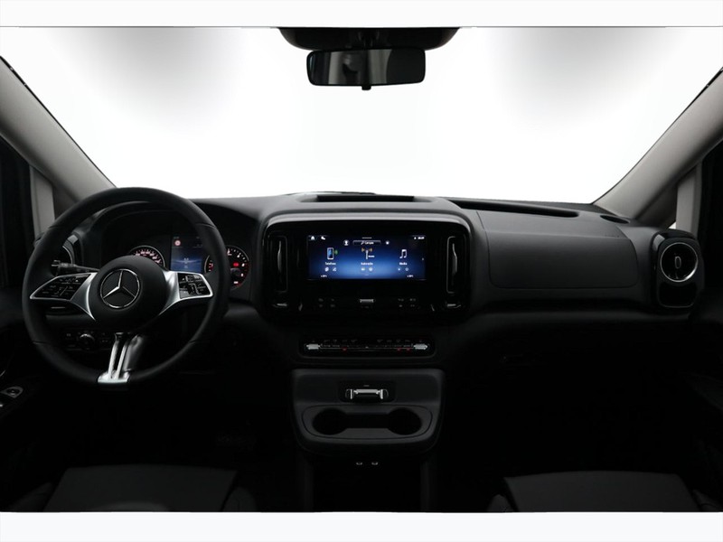 13 - Mercedes Vans Vito 119 cdi extralong mixto pro auto my20