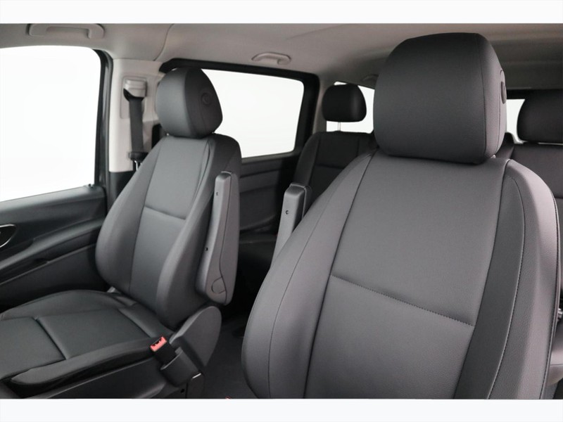 7 - Mercedes Vans Vito mixto 116 cdi long select 9g-tronic