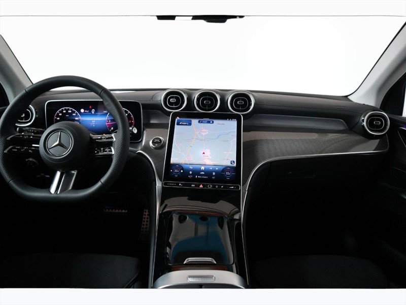 13 - Mercedes GLC suv 220 d amg line advanced 4matic 9g-tronic