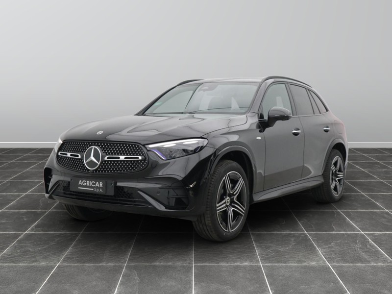 1 - Mercedes GLC suv 300 de plug in hybrid amg line premium tech 4matic 9g-tronic