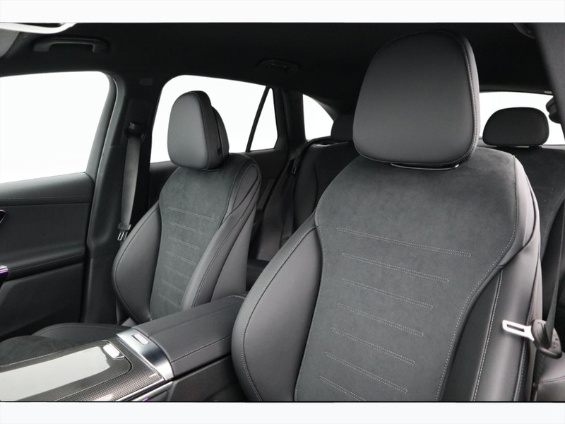 7 - Mercedes GLC suv 300 de plug in hybrid amg line premium tech 4matic 9g-tronic