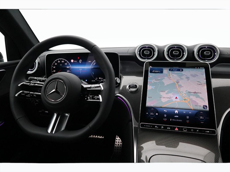 13 - Mercedes GLC suv 300 de plug in hybrid amg line premium tech 4matic 9g-tronic