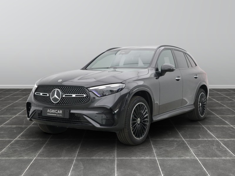 1 - Mercedes GLC suv 300 de plug in hybrid amg line premium tech 4matic 9g-tronic