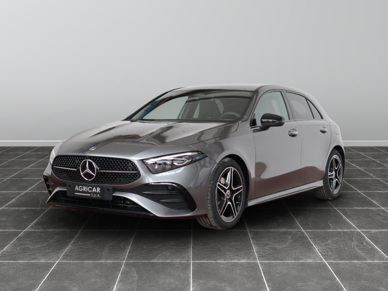 1 - Mercedes Classe A 200 amg line advanced plus 7g-dct