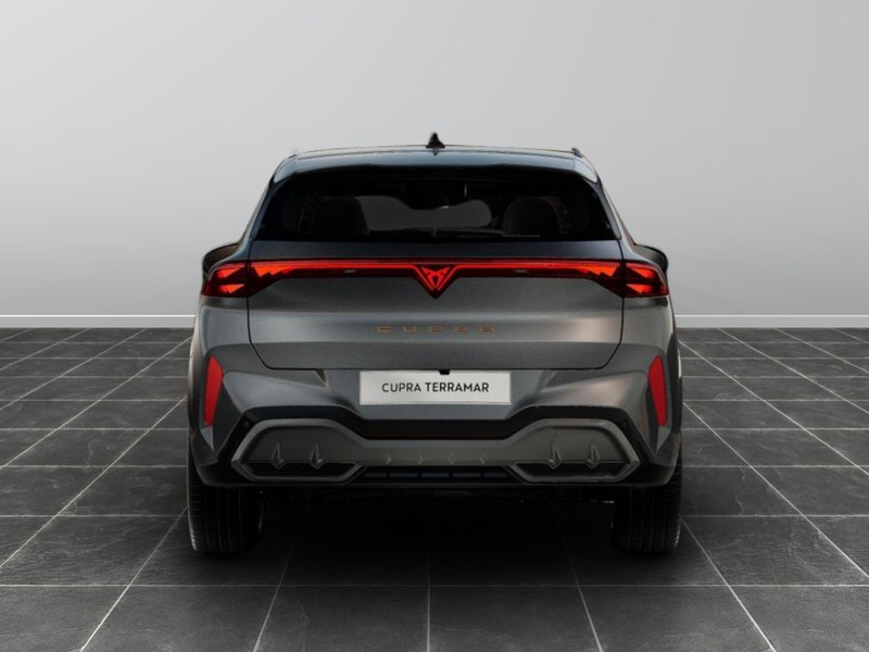 7 - Cupra Terramar 1.5 e-hybrid 204cv dsg