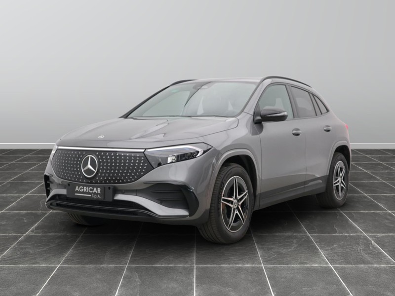 1 - Mercedes EQA 250+ amg line advanced