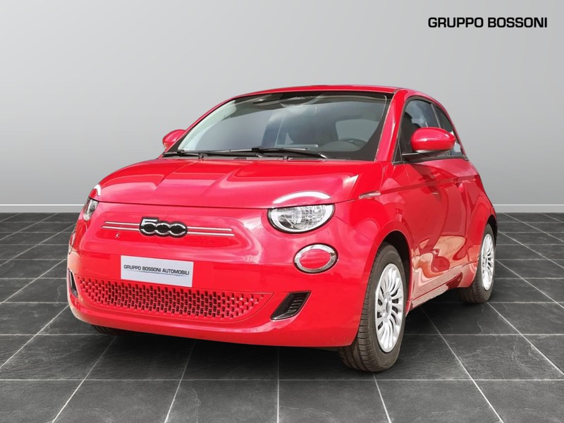1 - Fiat 500 500e 42 kwh