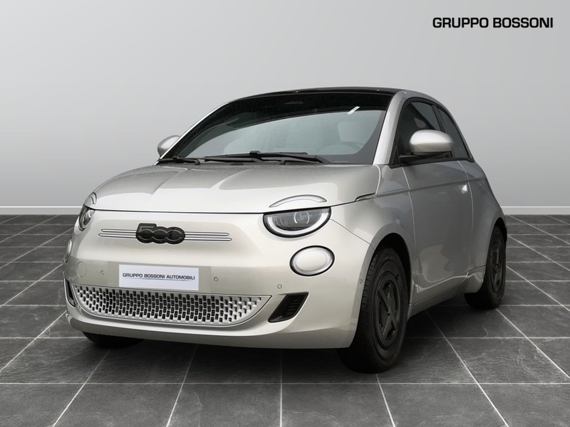 1 - Fiat 500 500e 42 kwh giorgio armani