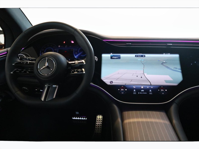 13 - Mercedes EQE suv 350 amg line premium 4matic