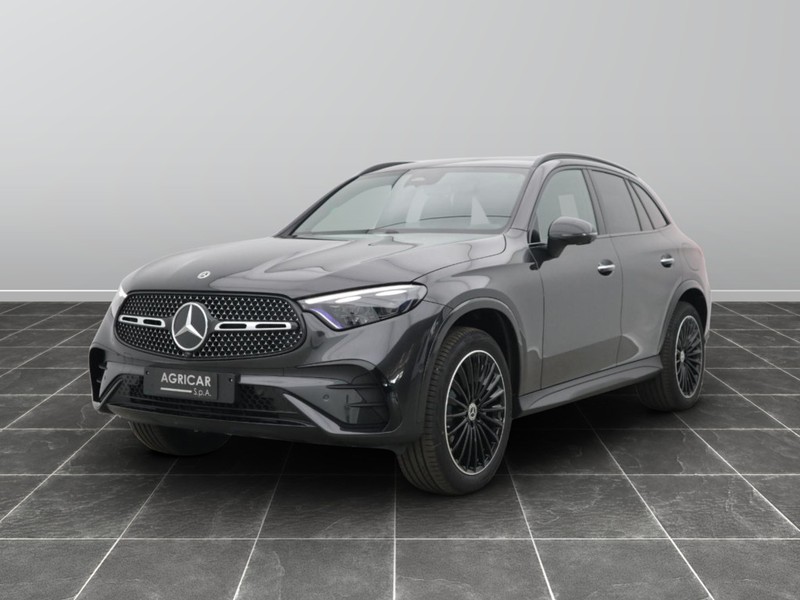 1 - Mercedes GLC suv 300 de plug in hybrid amg line premium tech 4matic 9g-tronic