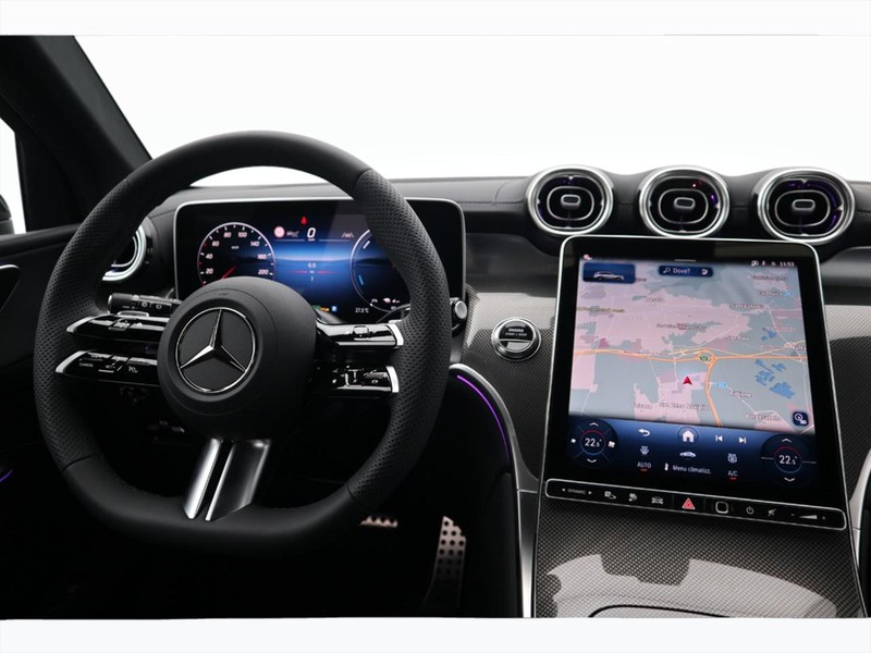 13 - Mercedes GLC suv 300 de plug in hybrid amg line premium tech 4matic 9g-tronic