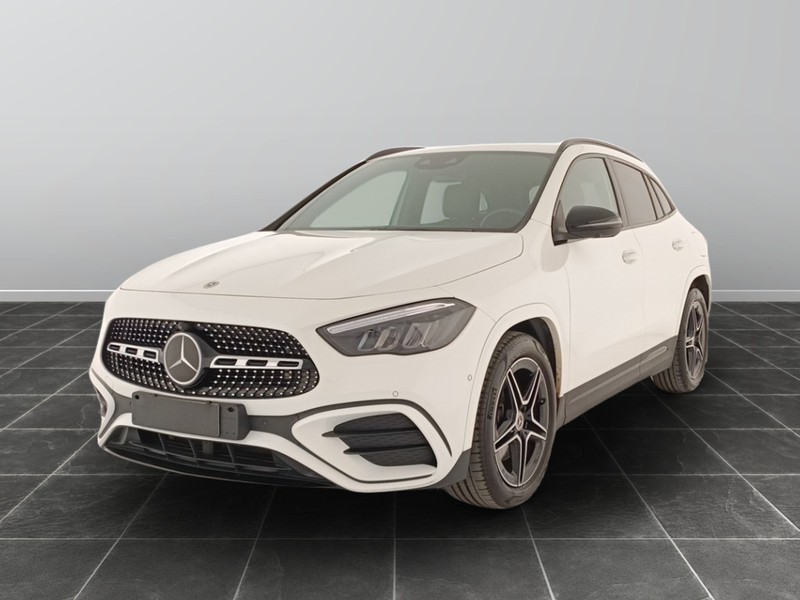 1 - Mercedes GLA 200 d amg line advanced plus 8g-dct