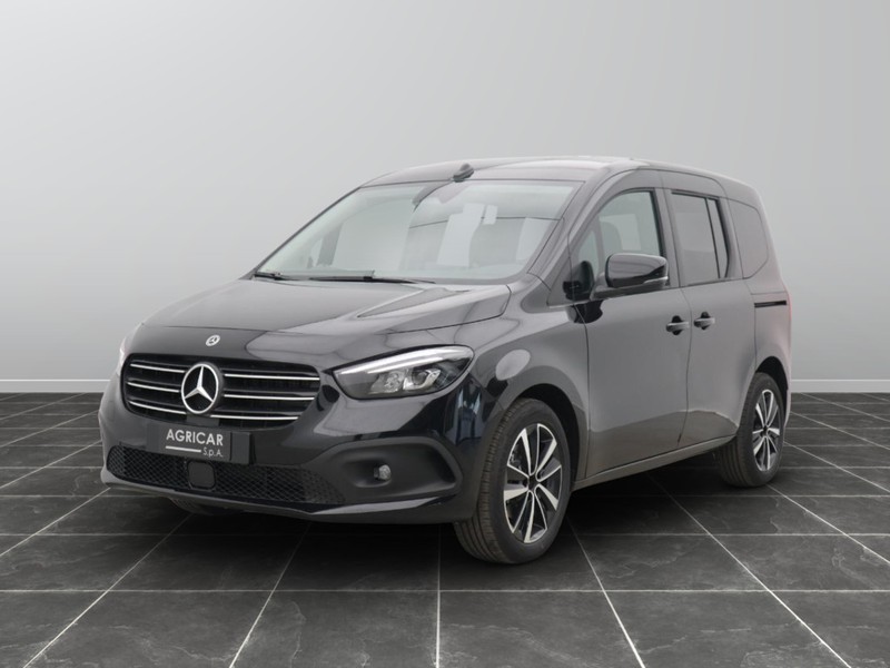 1 - Mercedes Vans Classe T long 180 d 7g-dct