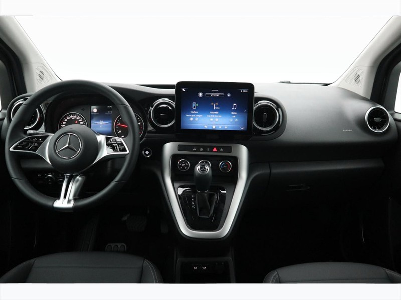 13 - Mercedes Vans Classe T long 180 d premium 7g-dct