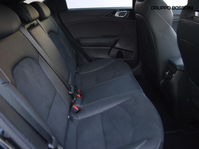7 - Kia proceed pro1.5 t-gdi 160cv gt line special edition dct