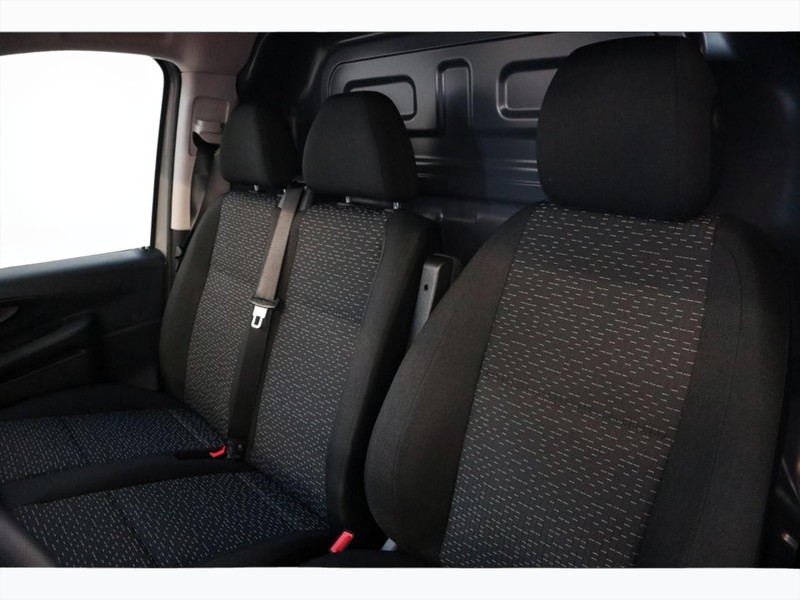 7 - Mercedes Vans Vito furgone 114 cdi long pro 9g-tronic