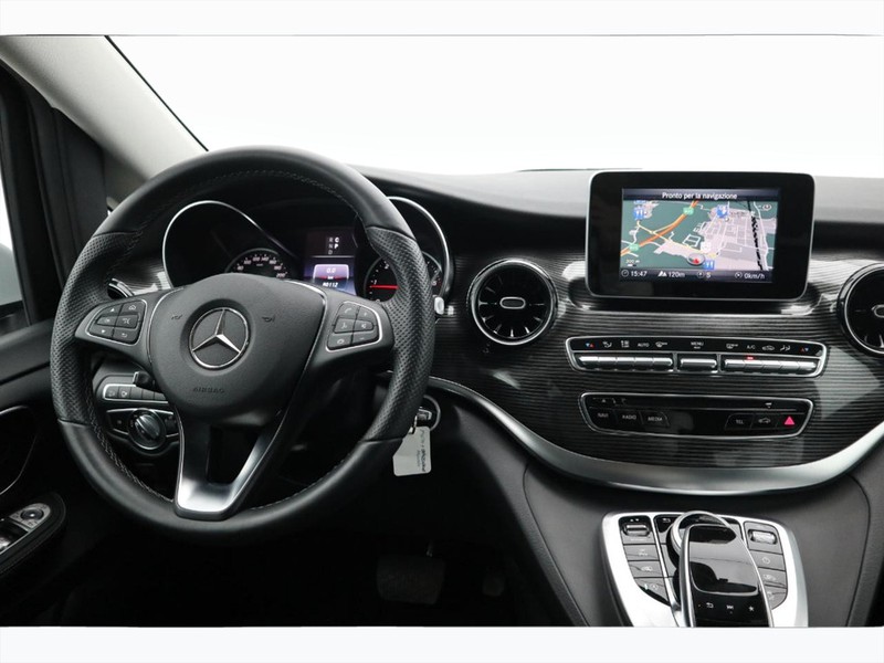 13 - Mercedes Vans Classe V compact 220 d premium business 4matic 9g-tronic plus
