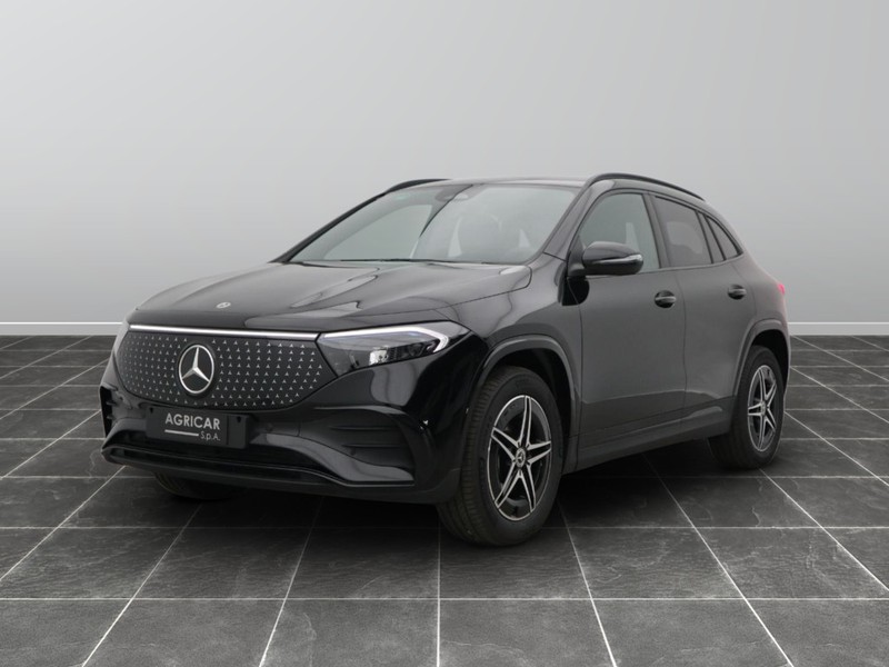 1 - Mercedes EQA 250+ amg line advanced