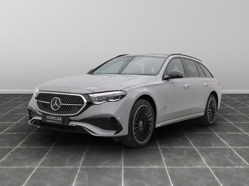 1 - Mercedes Classe E station wagon 300 de plug in hybrid amg line premium plus 4matic 9g-tronic