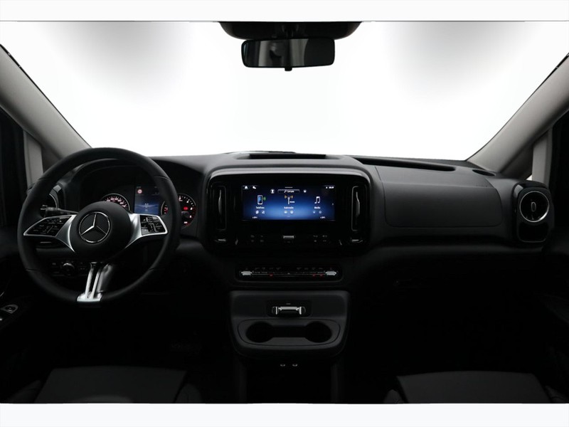 13 - Mercedes Vans Vito 119 cdi extralong mixto pro auto my20
