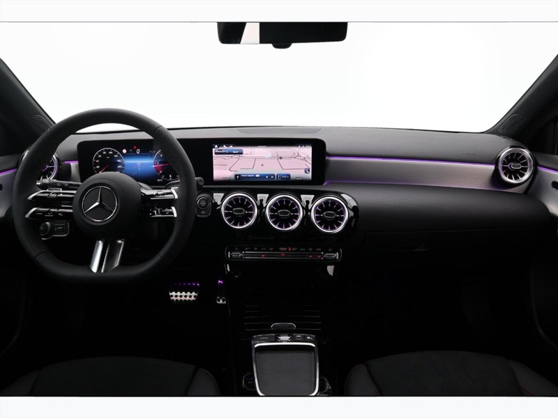 13 - Mercedes Classe A 220 d amg line premium speedshift dct amg 8g
