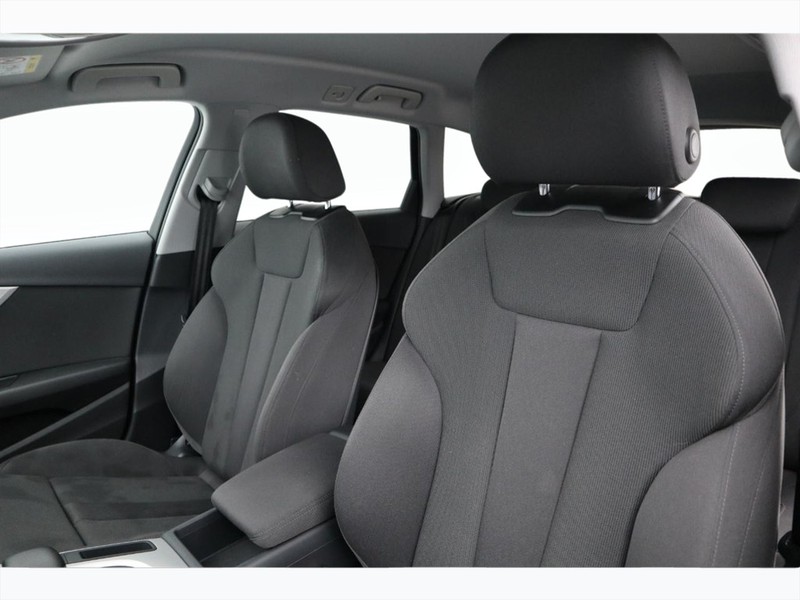 7 - Audi A4 avant 40 2.0 tdi 190cv s line edition quattro s tronic
