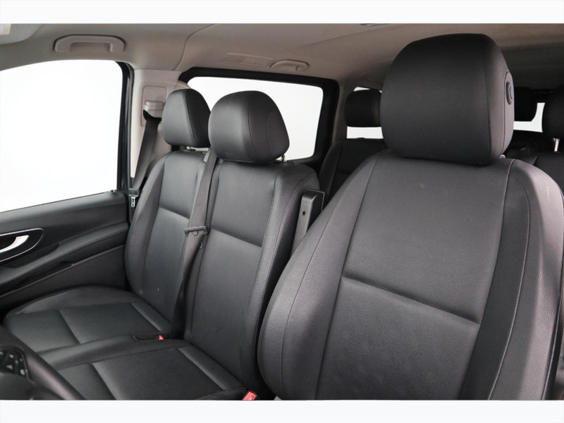 7 - Mercedes Vans Vito 116 cdi long tourer pro auto my20