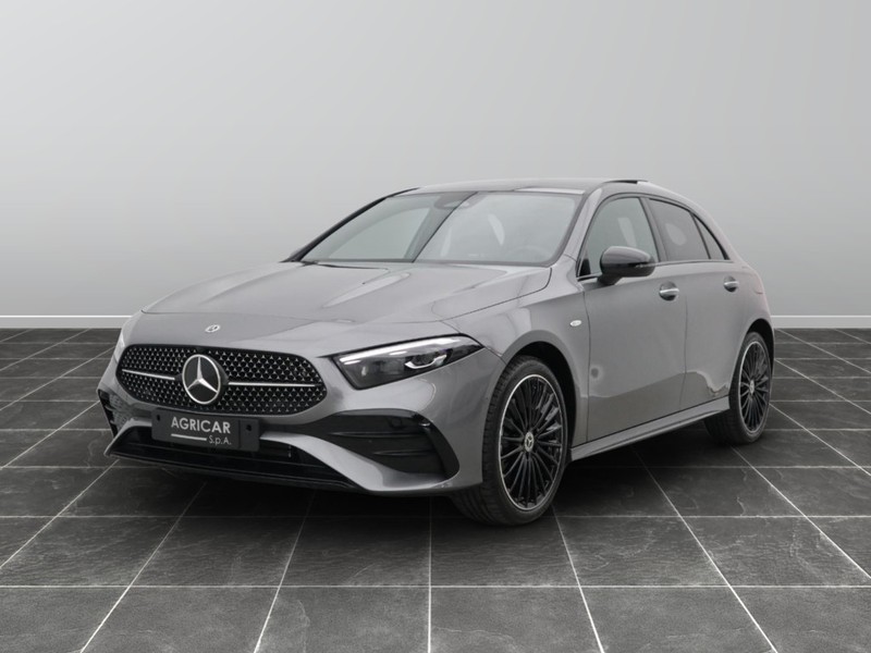 1 - Mercedes Classe A 250 e plug-in-hybrid amg line premium speedshift dct amg 8g