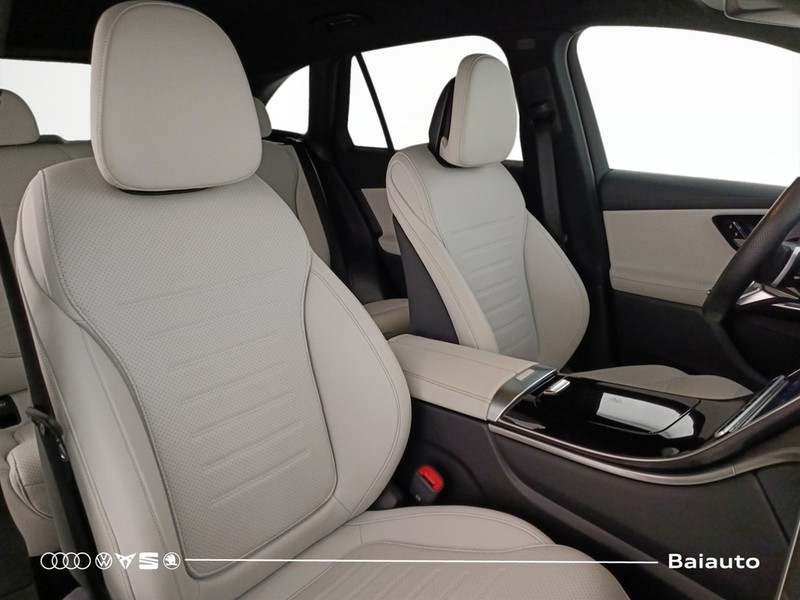 19 - Mercedes GLC suv 200 amg premium 4matic 9g-tronic