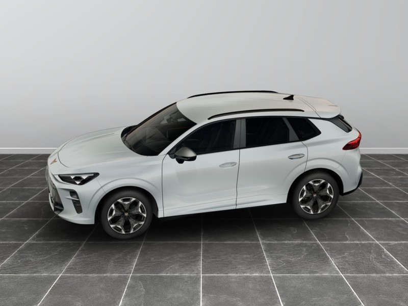 7 - Cupra Terramar 1.5 hybrid 150cv